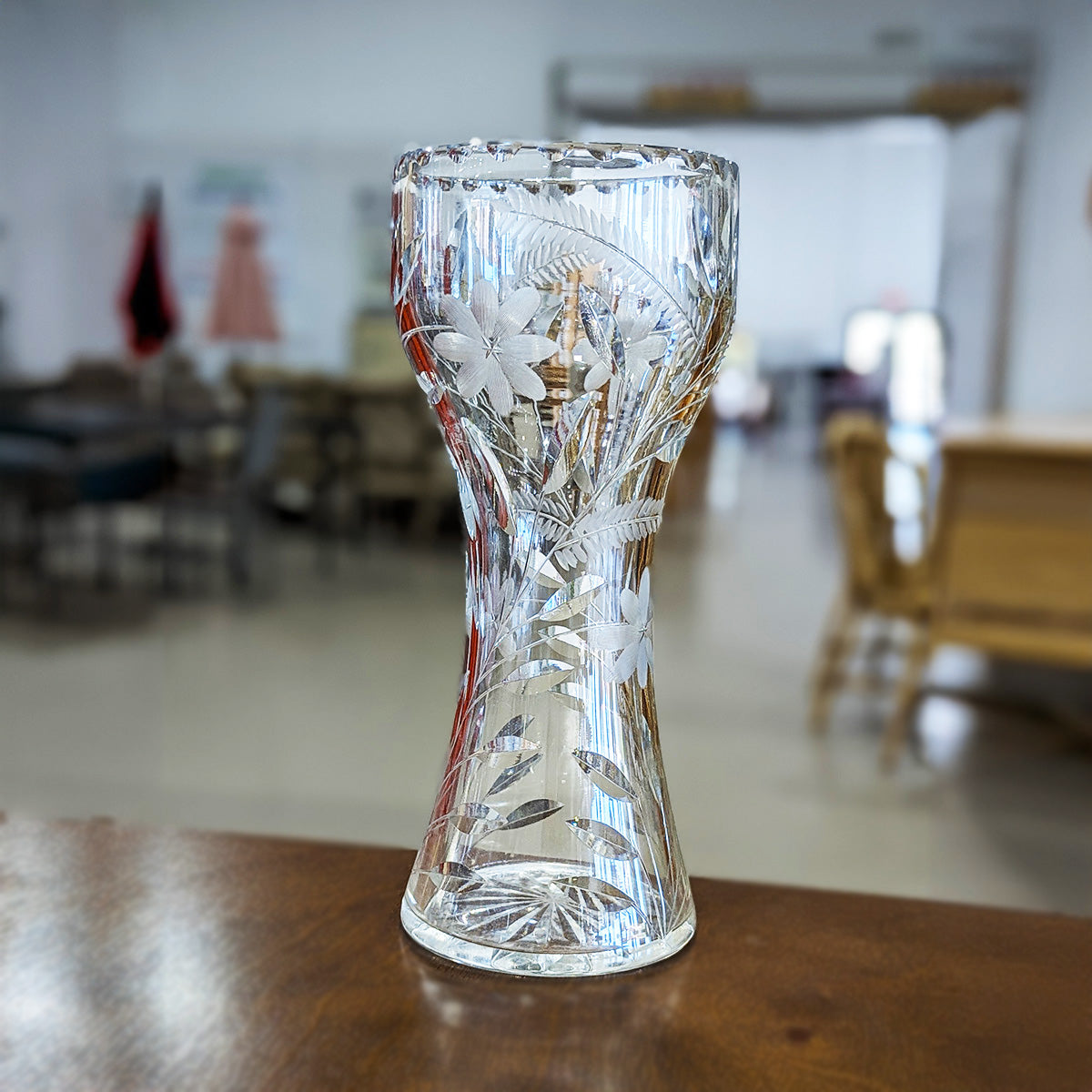 Etched Crystal Vase – Habitat Oakland ReStores