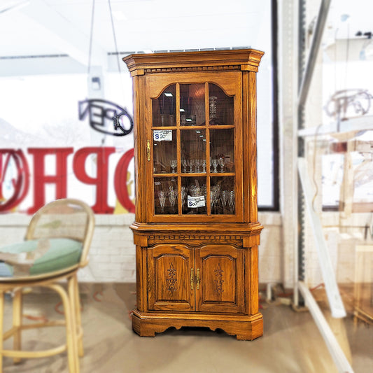 Traditional Oak Corner Cabinet - Habroc - Online ReStore